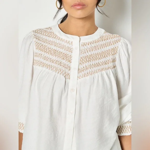 Apricot 🍑 - Women's Beautiful Blouse - Picture 2 of 6